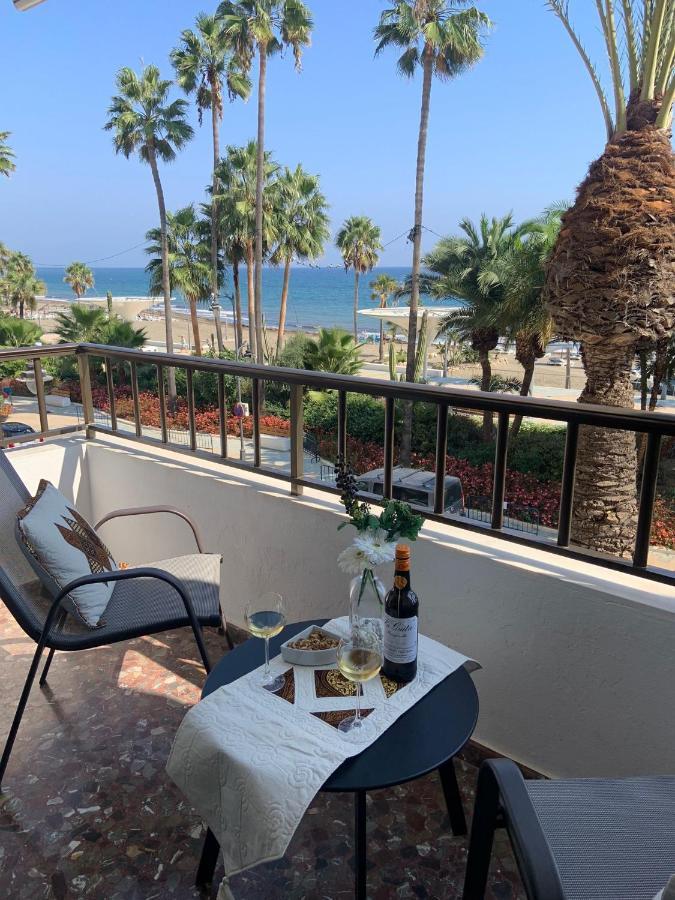 Apartamento Frente A La Playa Piso 2 Estepona Luaran gambar