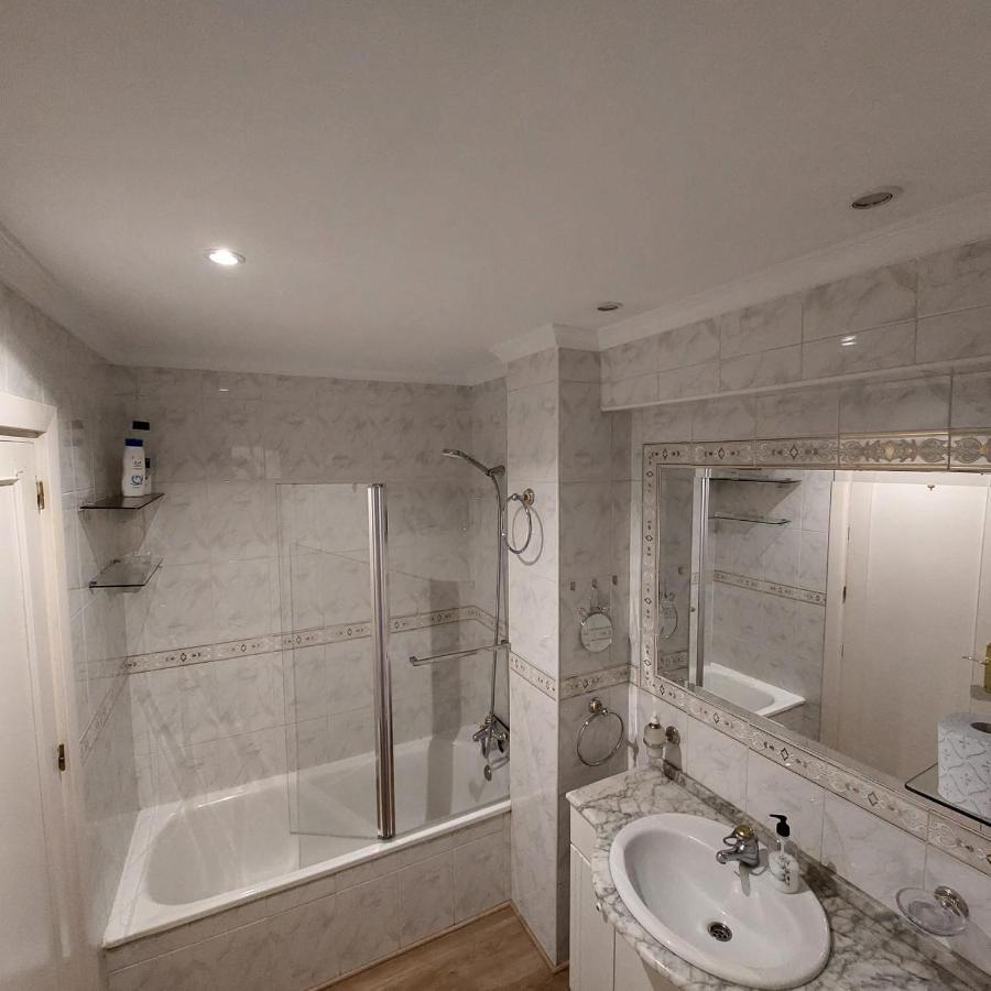 Apartamento Frente A La Playa Piso 2 Estepona Luaran gambar