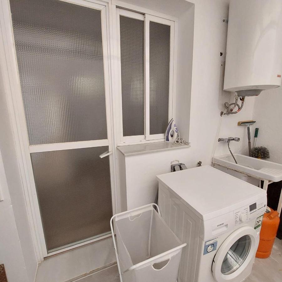 Apartamento Frente A La Playa Piso 2 Estepona Luaran gambar
