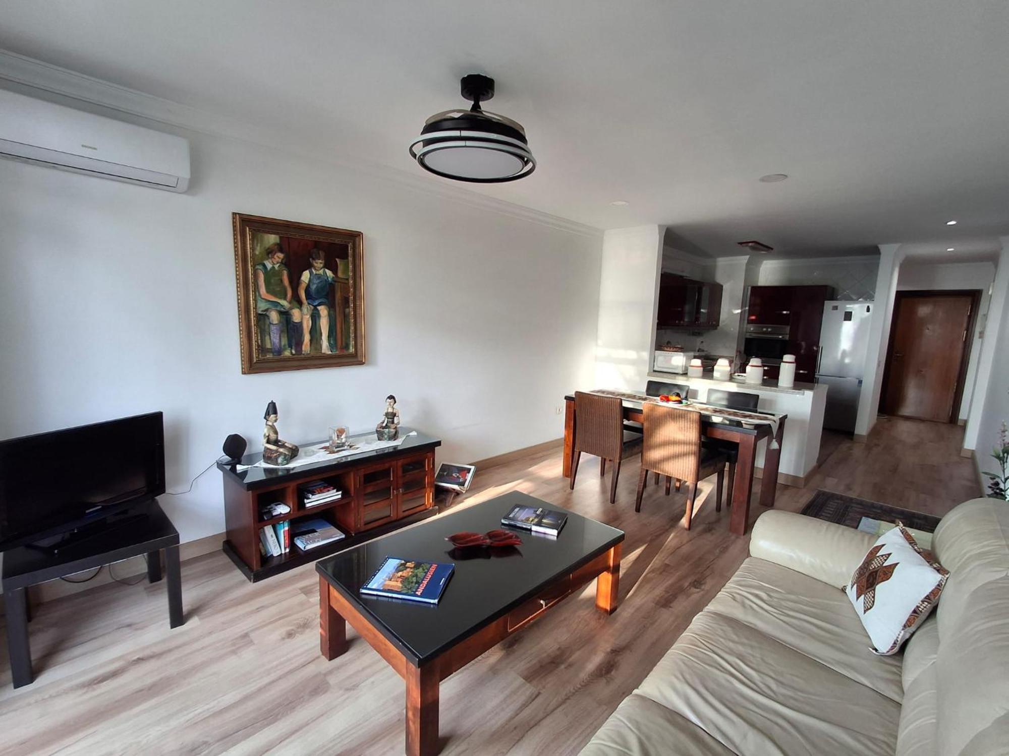 Apartamento Frente A La Playa Piso 2 Estepona Luaran gambar